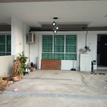 Raudhah Homestay Bertam